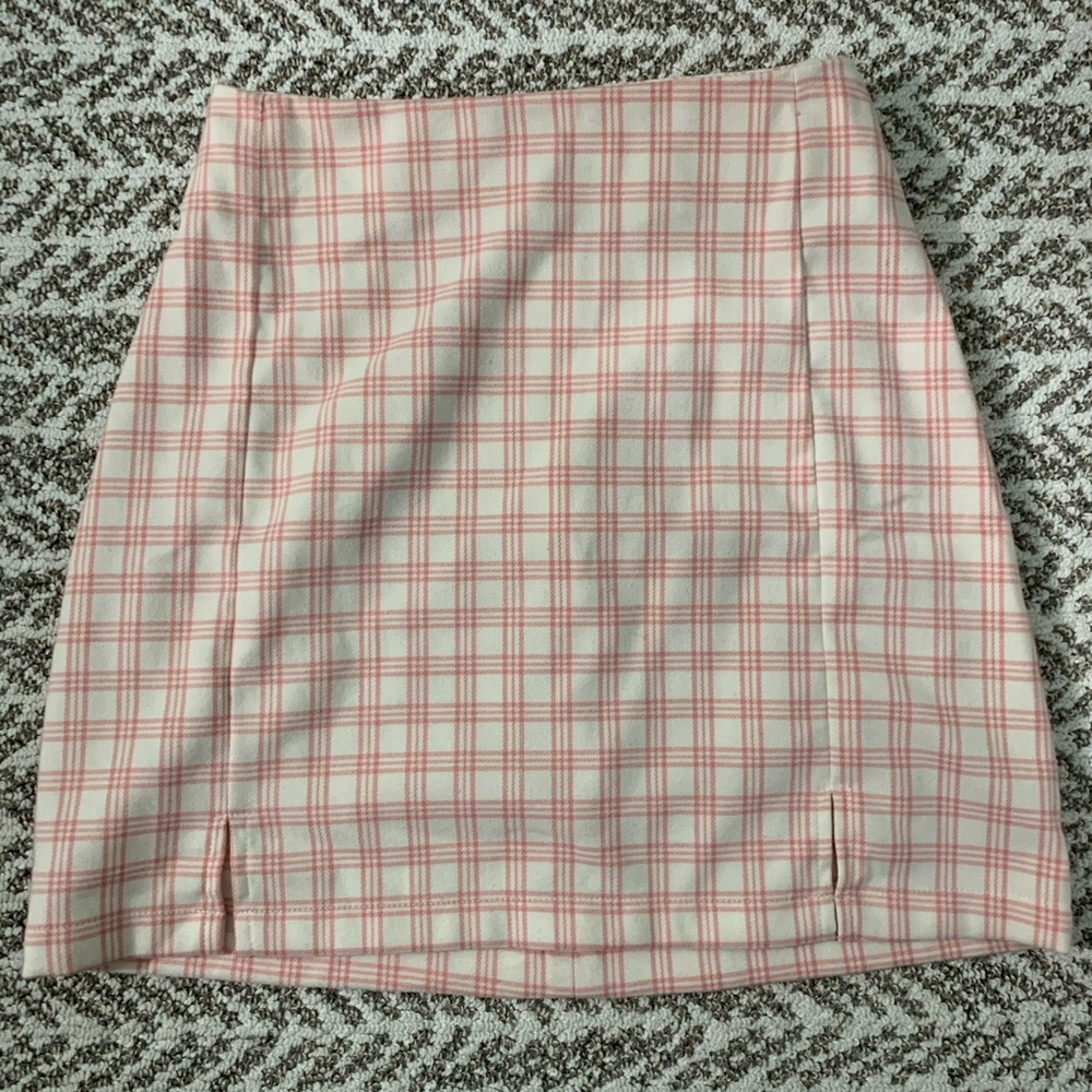 NWT brandy melville skirt